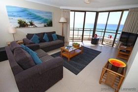 San Simeon Apartments