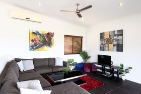 Casa Del Mar Airlie Beach