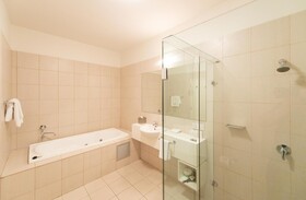 Mawson Lakes