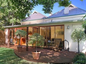 North Adelaide Heritage Cottages & Apartments