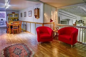 Underground Bed & Breakfast