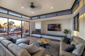 Freycinet Coastal Retreat