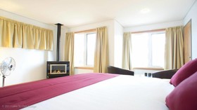 Lake St. Clair Lodge
