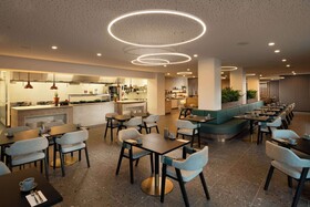 DoubleTree by Hilton Hobart