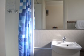 Hobart Tower Motel