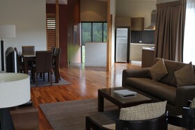 Ramada Resort Seven Mile Beach