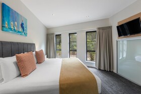 Ramada Resort Seven Mile Beach