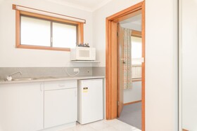 Seasonal South Motel & Function Centre