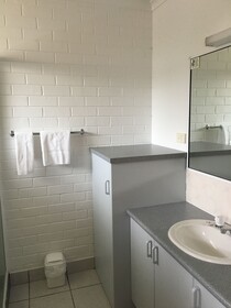 Seasonal South Motel & Function Centre