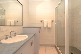 Seasonal South Motel & Function Centre