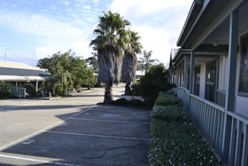 Sunnymead Hotel