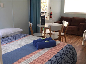 Acacia Caravan Park