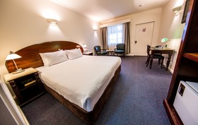Mercure Ballarat Hotel & Convention Centre