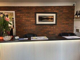 Avondel Motor Inn