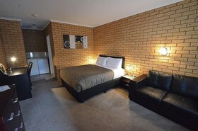 Avondel Motor Inn