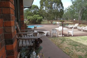 Bonnie Doon Hotel