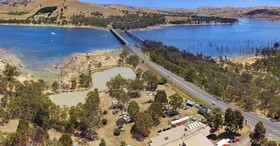 Bonnie Doon Hotel