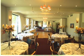 Best Western Plus The Tudor Box Hill