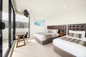 Whitehorse Apartment Hotel