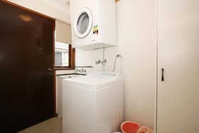 40 Thames Holiday Unit