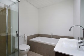 Alinga Apartments
