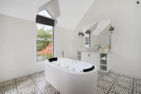 Beyond Bliss Guesthouse 1