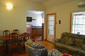 Tre-vista Lane Retreat