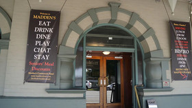 Madden's Commercial Hotel