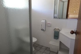 Manifold Motor Inn