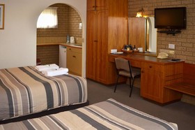 Manifold Motor Inn