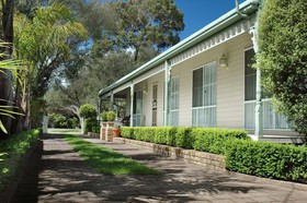 Truemans Cottages