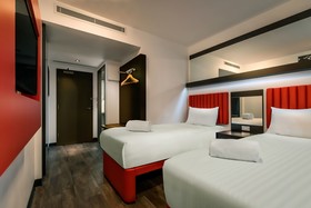 Essence Hotel Carlton