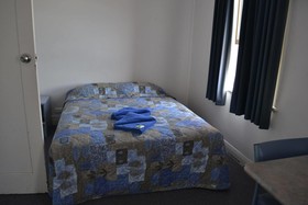 Colac Central Hotel-Motel