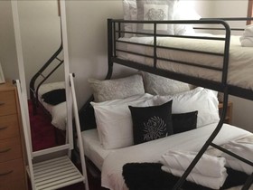 Abode 33