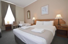 Central Springs Inn