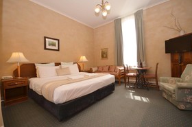 Central Springs Inn