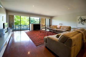 Lake Daylesford Lodge