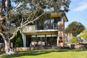 Lake Daylesford Lodge
