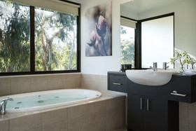 Lake Daylesford Lodge