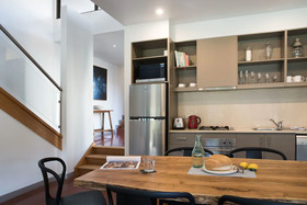 Lake Daylesford Lodge