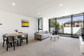 Ellia Doncaster Apartment