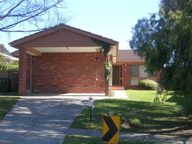 Australian Home Away @ East Doncaster Pine Hill
