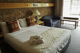 The Settlement Historic Hotel