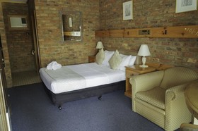 The Settlement Historic Hotel