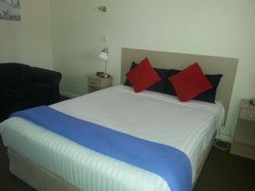High Street Motel