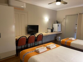 Philadelphia Motor Inn