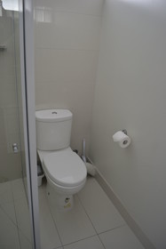 Admiralty Inn