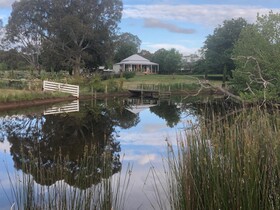 Petschel House