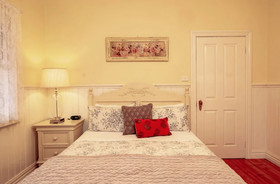 Brentwood Cottage