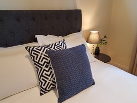 Healesville House - Magnolia House